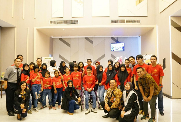 Pelatihan Hospitality untuk Siswa Disabilitas Tingkatkan Kepercayaan Diri