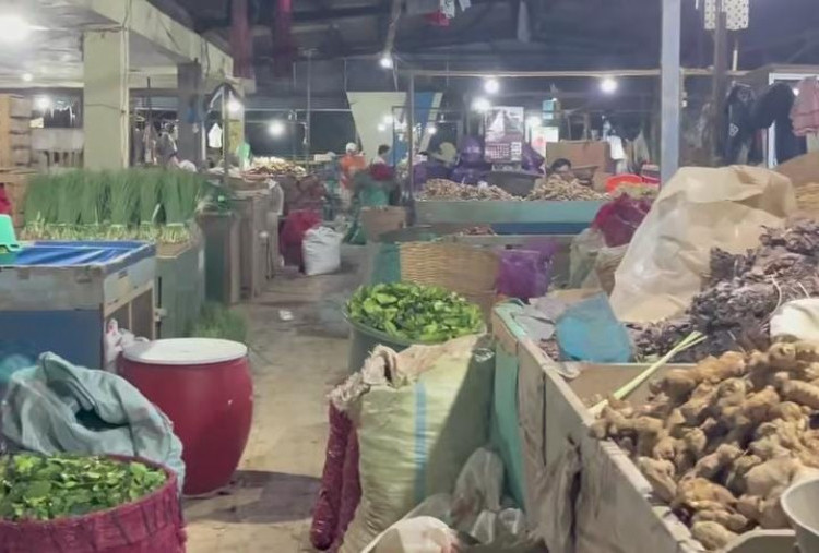 Jelang Ramadan, Pembeli dan Pedagang Keluhkan Kenaikan Harga Kebutuhan Pokok