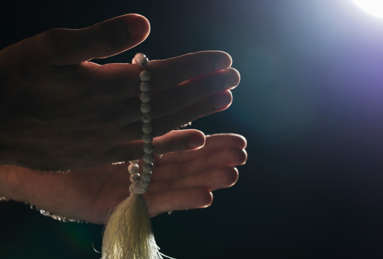 Doa Tahun Baru 2026 Lengkap Arti dan Waktu Membacanya, Umat Muslim Bisa Amalkan!