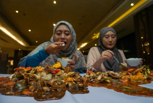 Verwood Hotel Hadirkan Menu Baru Dengan Nama Seafood Tumpah