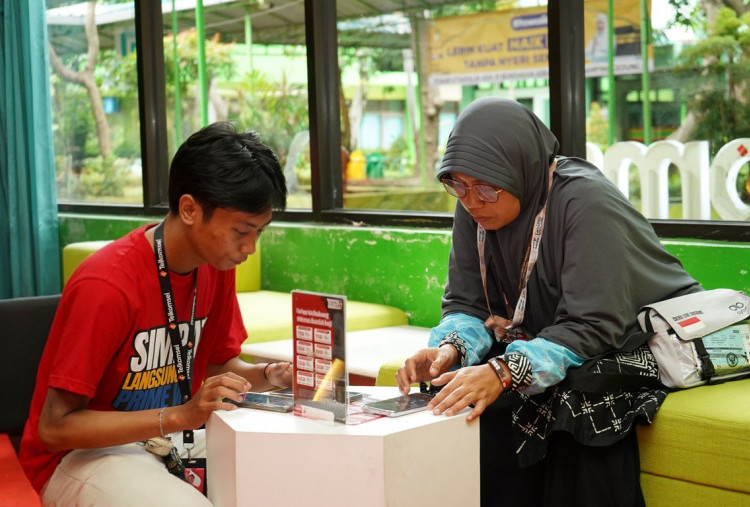 Telkomsel Hadirkan Posko Haji di Surabaya dan Paket RoaMAX Haji 2026 untuk Jamaah