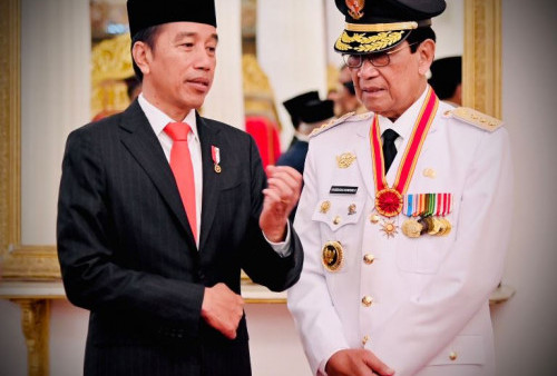 Jokowi Lantik Sultan HB X untuk Periode Kelima 