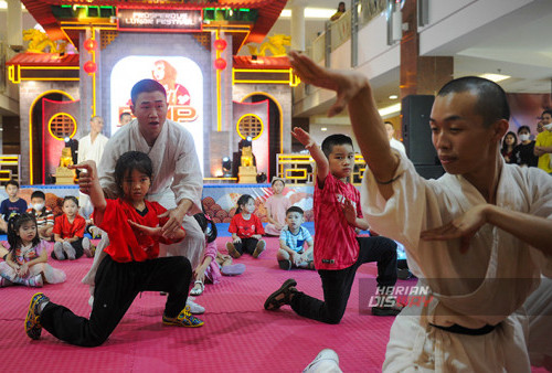 Serba-Tiongkok di Prosperous Lunar Festival, Pengunjung Bisa Belajar Metode Dasar Kungfu
