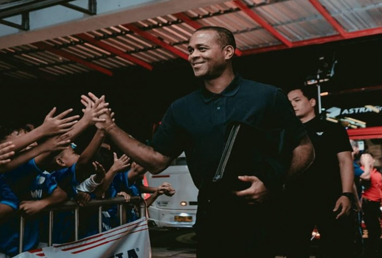 Valentino Simanjuntak Ungkap Kontrak Patrick Kluivert di Timnas Indonesia, Teori Konspirasi Muncul