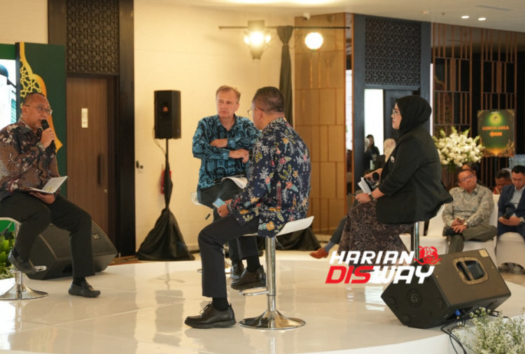 SIIF 2026 mempertemukan regulator, pelaku industri, akademisi, dan praktisi dari Indonesia, Inggris, Filipina, Dubai, dan Malaysia. Pembahasan mencakup penetrasi takaful, investasi syariah, profesionalisme tenaga pemasar, serta penguatan kapasitas reasuransi syariah. Foto: AASI