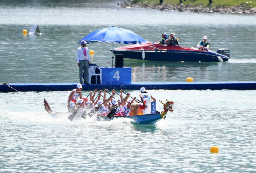Dramatis! Dragon Boat Putra Indonesia Raih Emas Asian Games