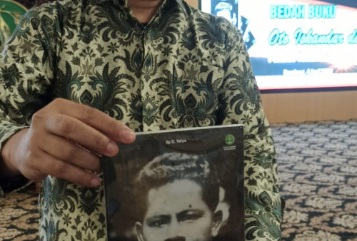 Iip D Yahya Rilis Buku Kedua tentang Oto Iskandar Di Nata