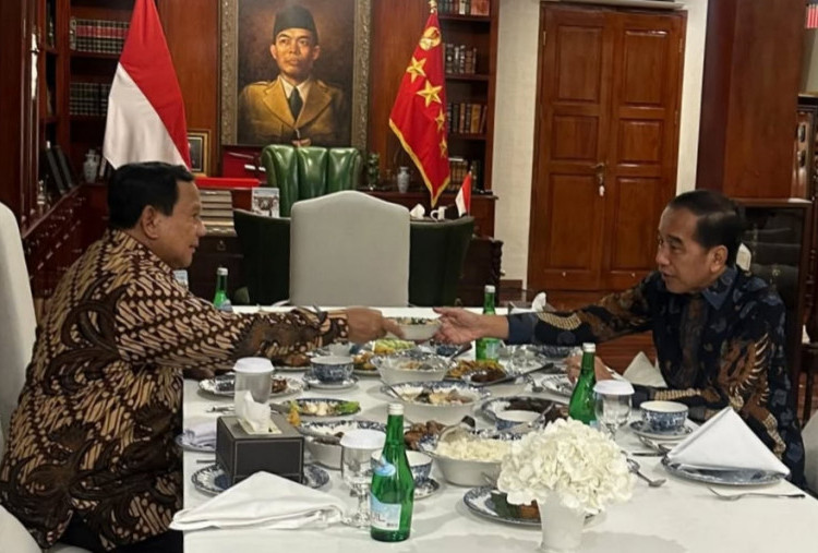 Momen Makan Malam Prabowo dan Jokowi di Kertanegara Semalam, Apa yang Dibahas? 