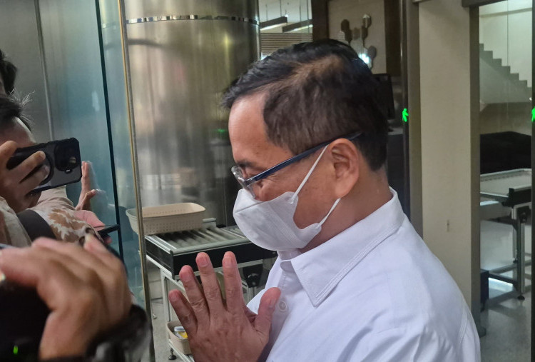 Kasus Korupsi Dana Bencana BNPB: Sestama Rustian Hemat Bicara Usai Diperiksa KPK