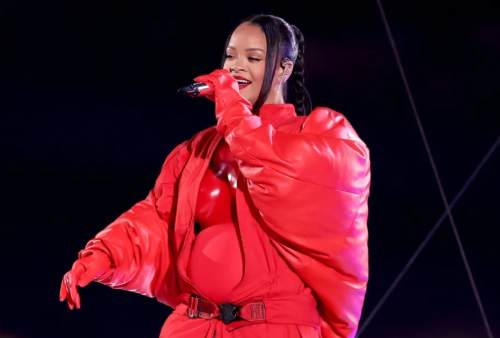  Alasan Rihanna Umumkan Kehamilan Kedua di Halftime Show
