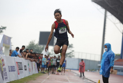 Delegasi SMAN 2 Padalarang Sabet Posisi Pertama Lompat Jauh SMA Putra
