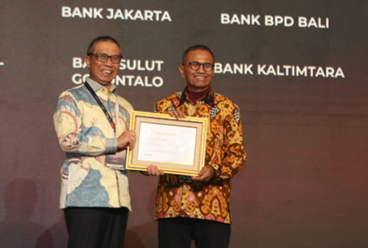 Bank Kaltim Kaltara Dapat Disway Awards, Dirut: Kami Komit Memperkuat Digitalisasi dan Majukan UMKM