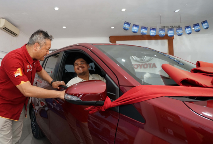 Kisah Anak Penjual Risol Rumahan Raih Mobil Baru Berkat Bantu Usaha Ibunda