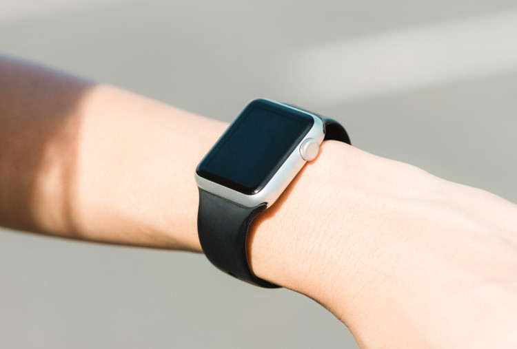 Beragam Fitur Smarwatch Ramadan-Friendly dengan Alarm Getar Salat Malam, Praktis Untuk Iktikaf