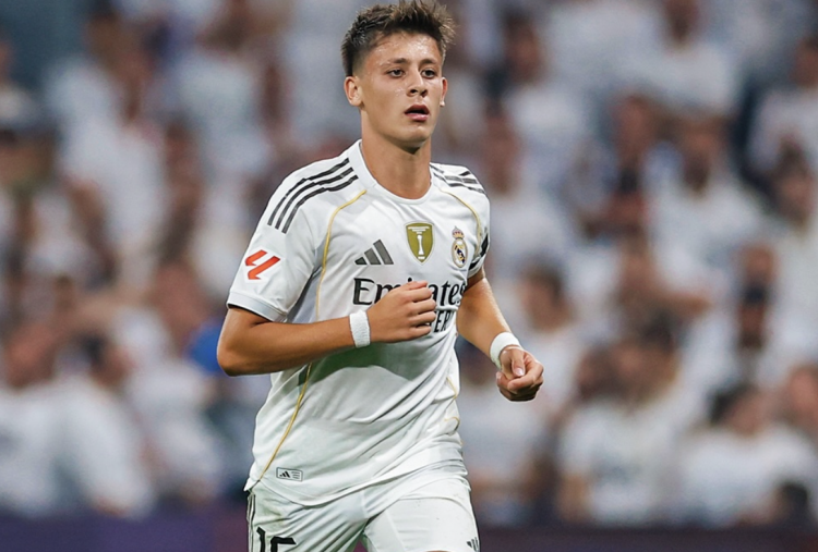 Chelsea Tantang Arsenal Perburuan Gelandang Serang Real Madrid, Mahar Transfer Tembus Rp1,9 Triliun