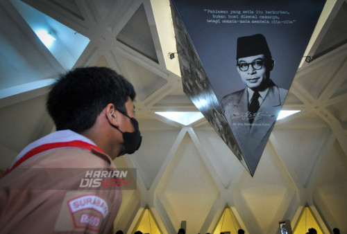 Cross Musea yang digelar selama 3 hari di Museum 10 November Surabaya ini mengusung tema Juang, Bersama Koleksi Museum Merangkai Memori Perjuangan.