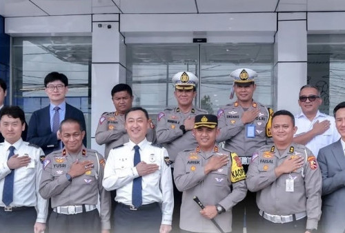 Kunjungi Satpas Polres Subang, Kepolisian Korsel Kagum Lihat Proses Pembuatan SIM di Indonesia