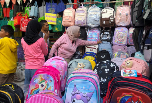 Berburu Tas Sekolah Anak Impor di Asemka, Harga Mulai Rp100 Ribuan