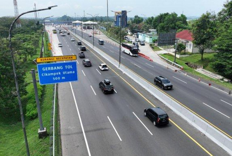 Ratusan Ribu Kendaraan Mulai Tinggalkan Jabodetabek, Jasa Marga: Volume Lalin Meningkat 24,3 Persen   