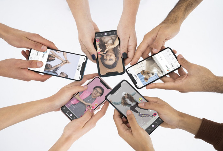 Pengaruh Media Sosial terhadap Perkembangan Karier Atlet di Era Digital