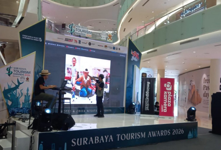 Komunitas Minggumotret Photography Hunting Foto di Sela Surabaya Tourism Awards (STA) 2026