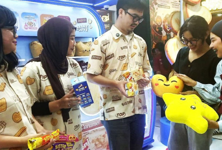 Pengunjung Berburu Giant Bag Lucu, Pelaku Usaha Snack Ikut Kebanjiran Pembeli