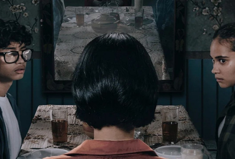 Sinopsis Film Horor Dia Bukan Ibu, Ketika Ibumu Bukan Lagi yang Dulu 