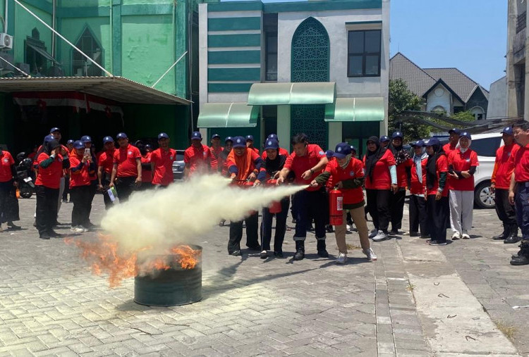 NU Care LAZISNU Jatim dan Mitra Tiongkok Gelar Pelatihan Manajemen Bencana di Lumajang 