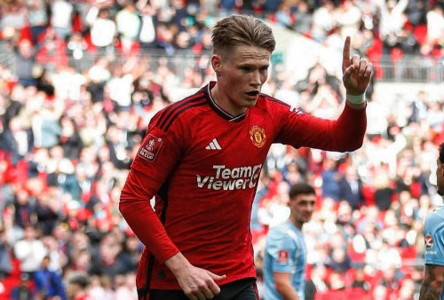 MU dan Napoli Sepakat untuk Scott McTominay, Manuel Ugarte Masuk?