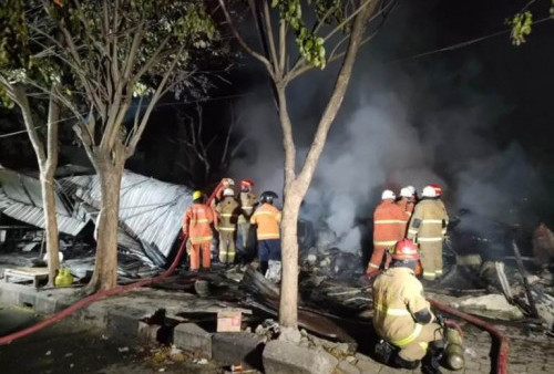 Tertidur Saat Panaskan Soto, 7 Warung di Kenjeran Surabaya Terbakar 