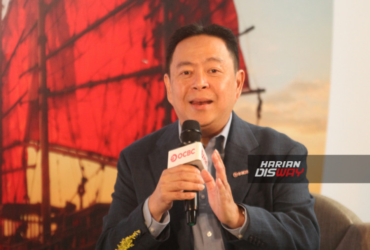 Direktur OCBC, Johannes Husin mengatakan, nasabah kini membutuhkan mitra yang mampu mendukung pertumbuhan aset jangka panjang melalui layanan yang terintegrasi dan berbasis kebutuhan. Untuk menjawab kebutuhan tersebut, OCBC menghadirkan layanan NYALA by OCBC untuk nasabah digital, OCBC Premier Banking dengan dukungan Relationship Manager dan tim wealth management, serta OCBC Private Bank bagi nasabah ultra-high-net-worth.