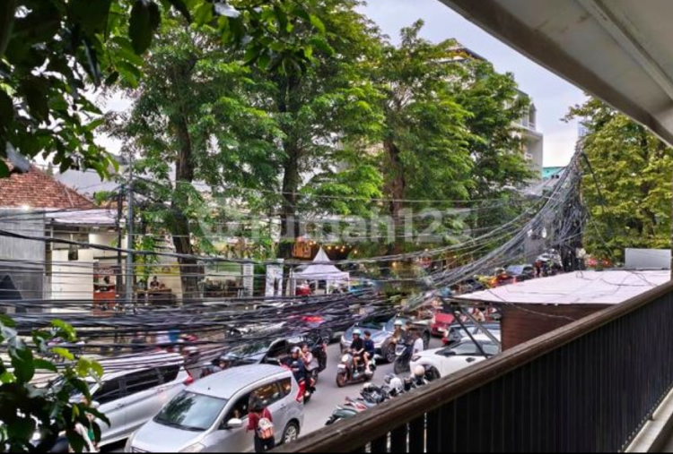 Cara Meredam Kebisingan di Rumah Hook Persimpangan Jalan dengan Teknik Soundproofing Alami