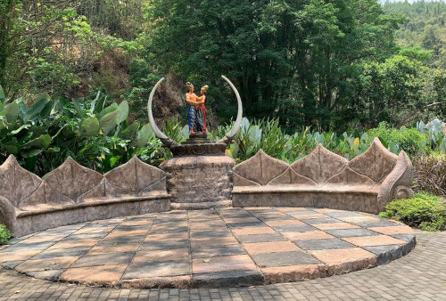 Uncovering Romance in Taman Kemesraan, Travel Tips to Malang Regency's Hidden Gem