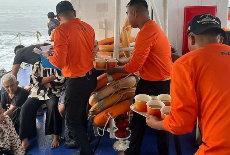 Tragedi Kapal Tenggelam Guncang Laut Filipina, 300 Penumpang Jadi Korban, 15 Tewas