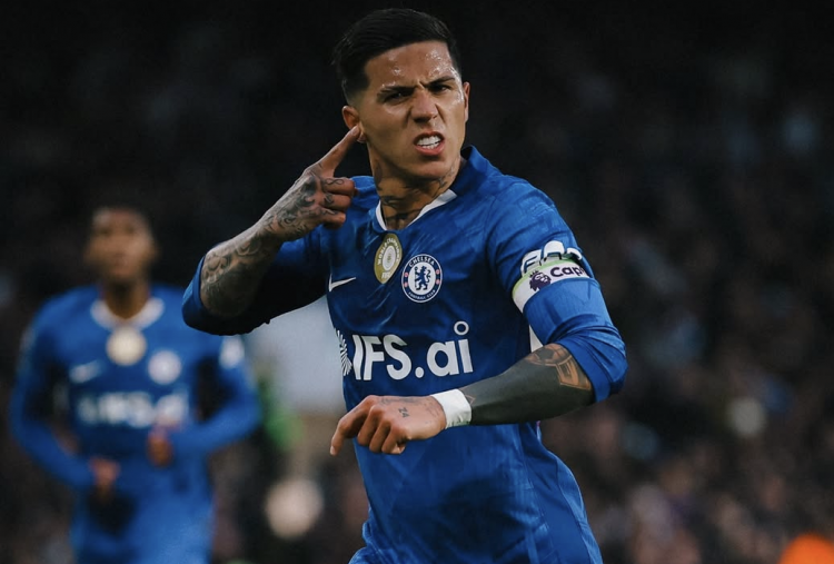 Perang 3 Raksasa! Manchester City, Real Madrid dan Barcelona Berebut Enzo Fernandez