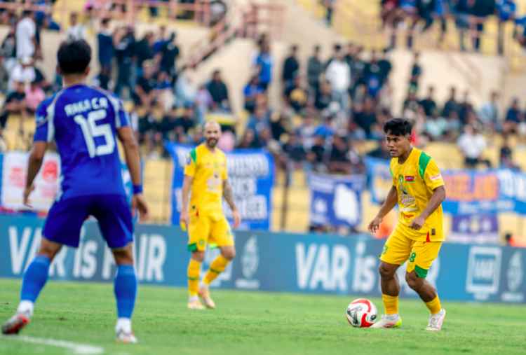 Persebaya Tanpa Milos Raickovic Lawan Bali United, Toni Firmansyah Siap Gantikan!