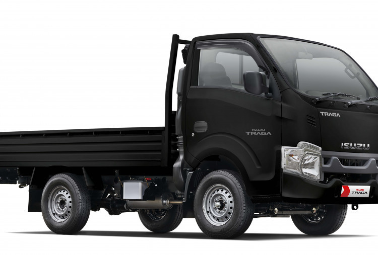 Isuzu Traga Punya Warna Baru, Makin Gagah dan Lebih Eksklusif