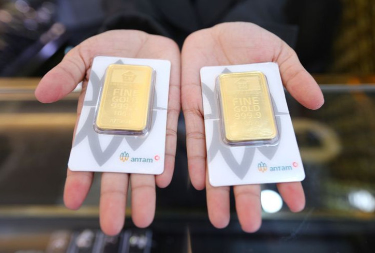 Update Harga Emas Pegadaian 4 Mei 2025, Turun Rp 10.000 per Gram