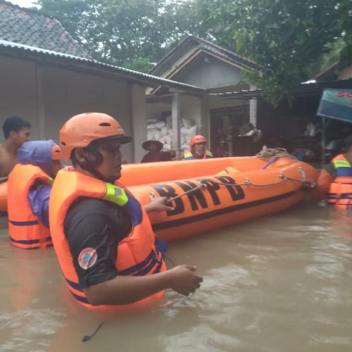 6.085 Warga Mengungsi Purworejo Mengungsi, Dihantam Banjir dan Longsor   