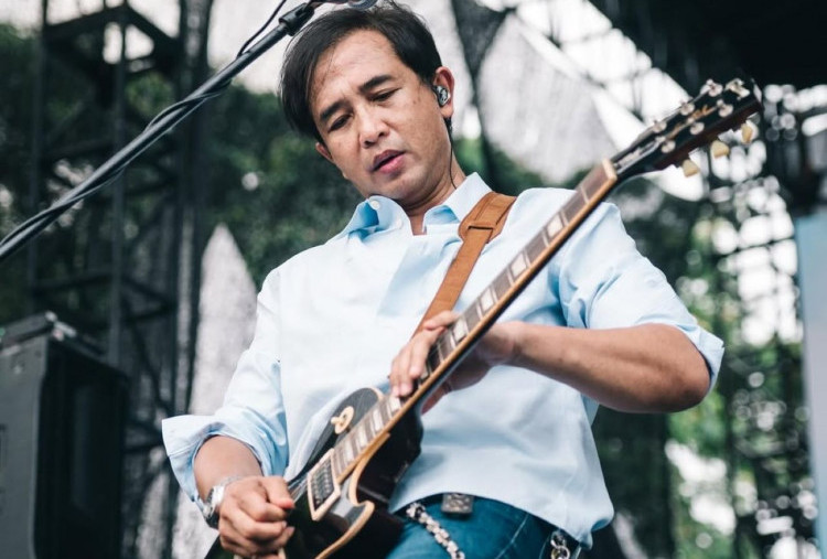 Cheng Yu Pilihan Gitaris Grup Band Padi Satriyo Yudi Wahono: Zhuan Xin Zhi Zhi