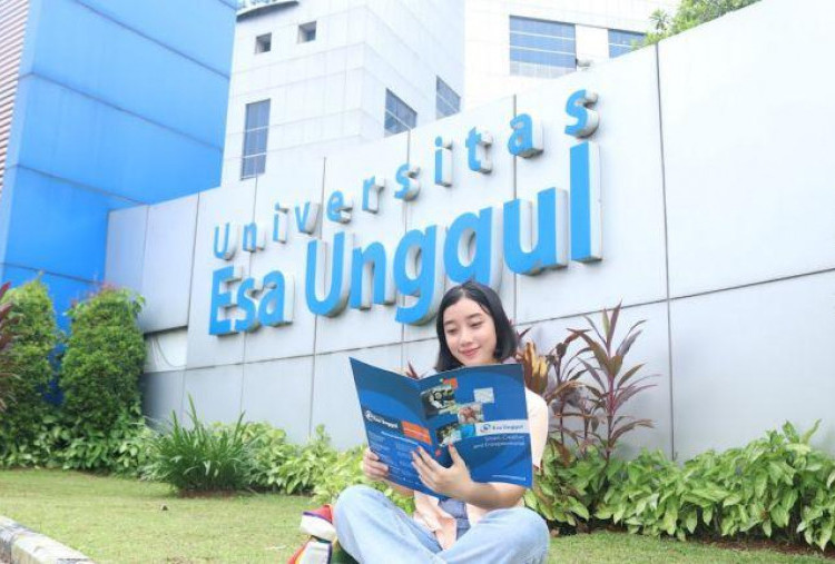 Prodi D3 Rekam Medik dan Informasi Kesehatan Universitas Esa Unggul Raih Akreditasi “UNGGUL” dari LAM-PTKes