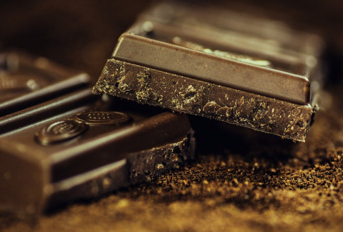 Moms, Inilah Alasan Mengapa Wanita Hamil Dilarang Makan Cokelat Berlebihan