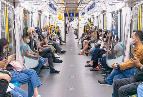 Selama Ramadan, Boleh Batalkan Puasa ketika di Dalam Kereta MRT 