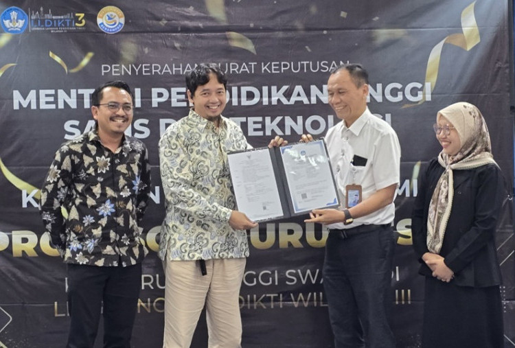 Perkuat SDM Akademik, Universitas Esa Unggul Resmi Tambah Guru Besar Baru