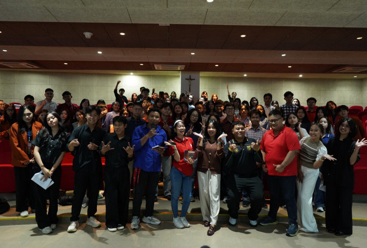 Find Your Glory, FIKOM UKWMS Sambut Mahasiswa Baru, Hadirkan Alumni sebagai Inspirasi