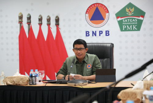 Pimpin Rakor Bencana Nataru, Kepala BNPB Minta Waspadai Banjir Akhir Tahun