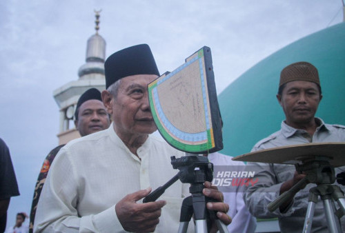 Pemantauan Hilal di Masjid Al Mabrur Nambangan Surabaya