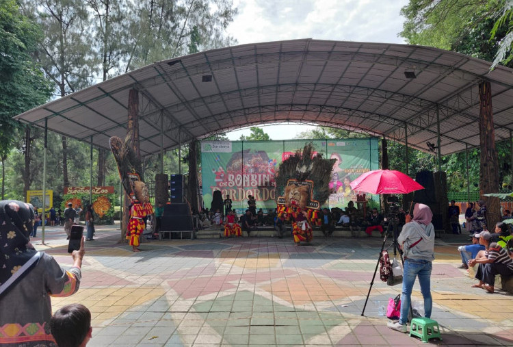 45 Ribu Pengunjung Isi Libur Nataru di KBS, Komodo-Atraksi Reog Jadi Daya Tarik