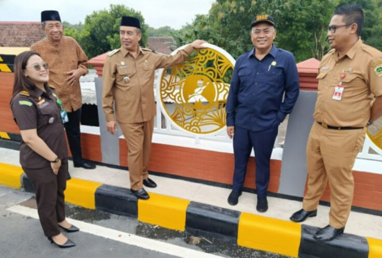 Turut Resmikan ﻿Jembatan Klumutan, Fery Sudarsono Dukung Penuh Pembangunan Infrastruktur Rakyat