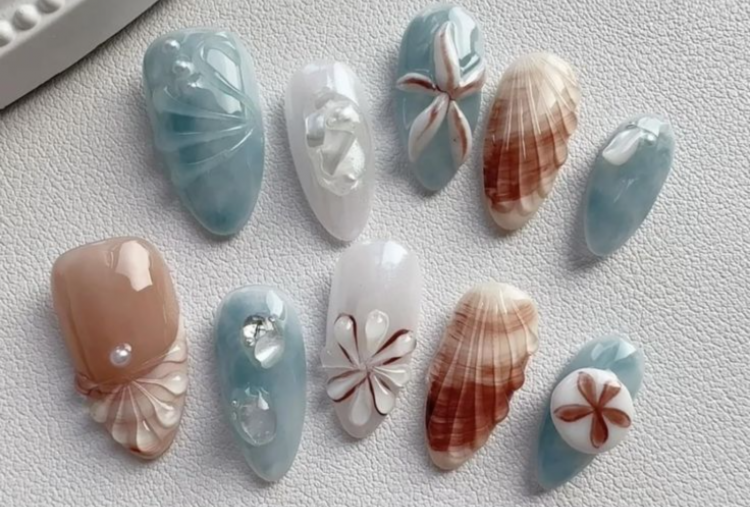 6 Cara Memasang Press On Nails yang Praktis untuk Penampilan Lebih Menarik dan Memukau